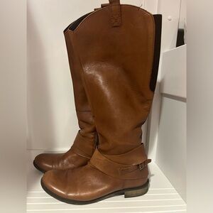 Tall boot worn condition brand is Call it Spring